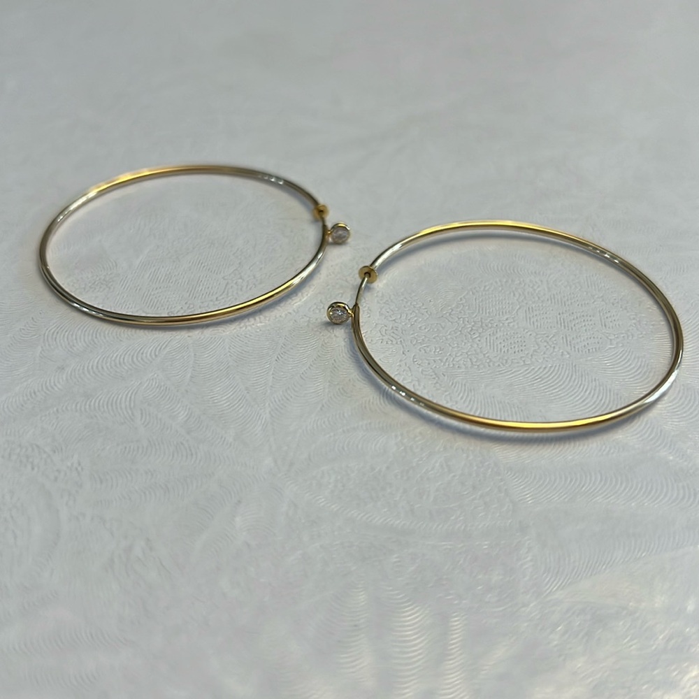 Tiffany & Co Yellow Gold Hoop Earrings with Diamond (AUTHENTIC)